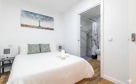 AYZ Luis Cabrera-Auto check-in property